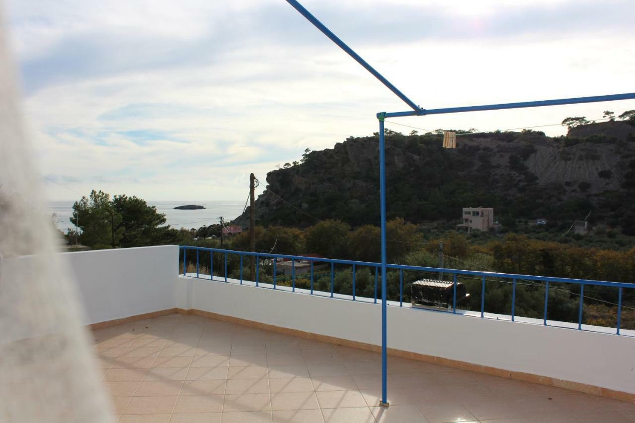 Aaron Studios Apartments Agia Fotia  Eksteriør bilde