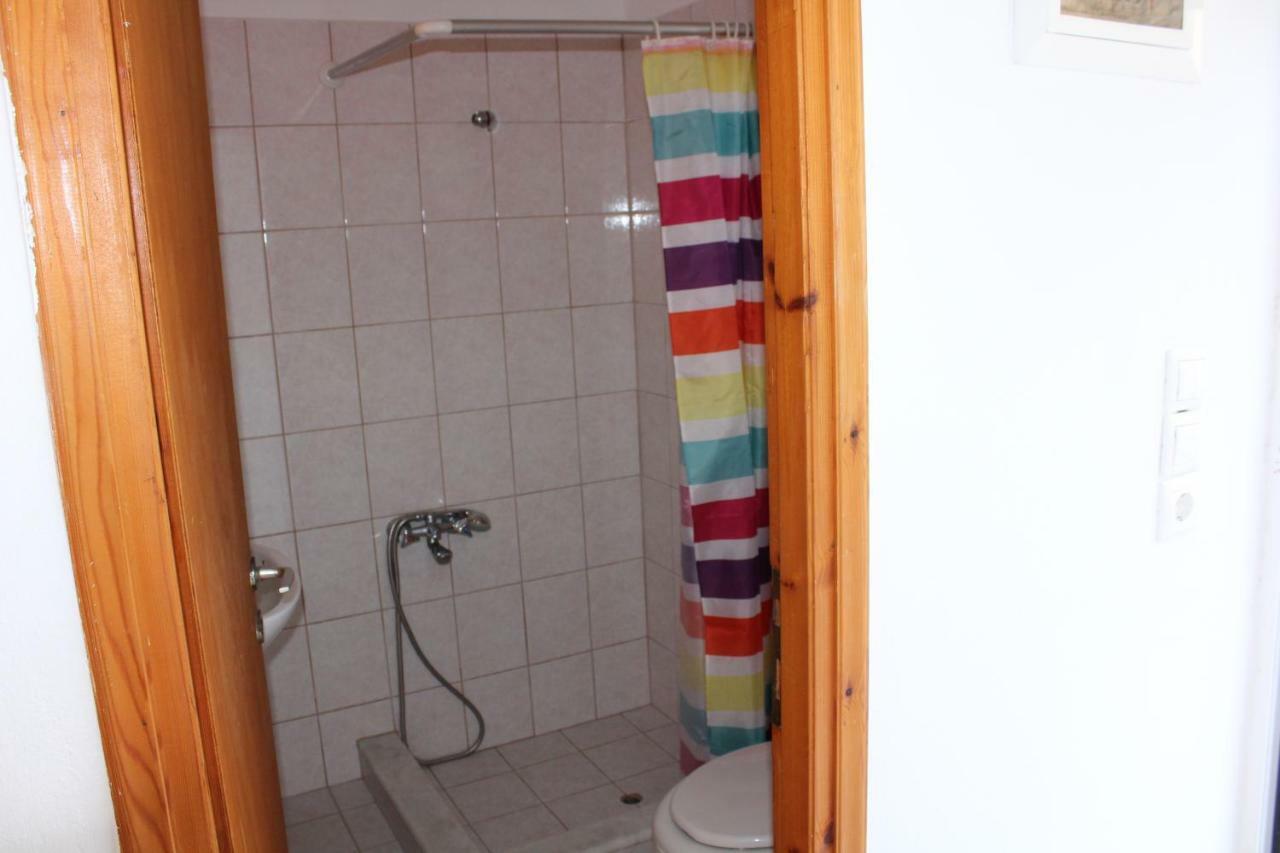 Aaron Studios Apartments Agia Fotia  Eksteriør bilde