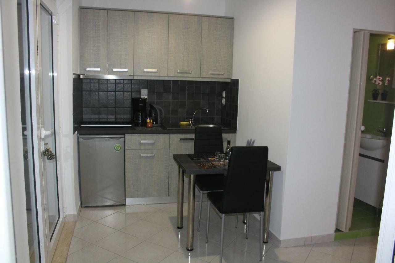 Aaron Studios Apartments Agia Fotia  Eksteriør bilde