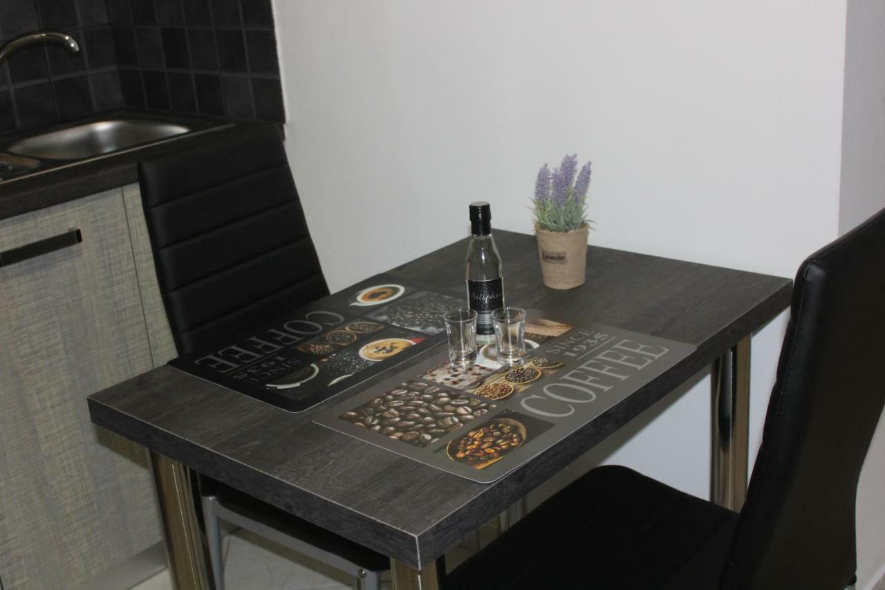 Aaron Studios Apartments Agia Fotia  Eksteriør bilde