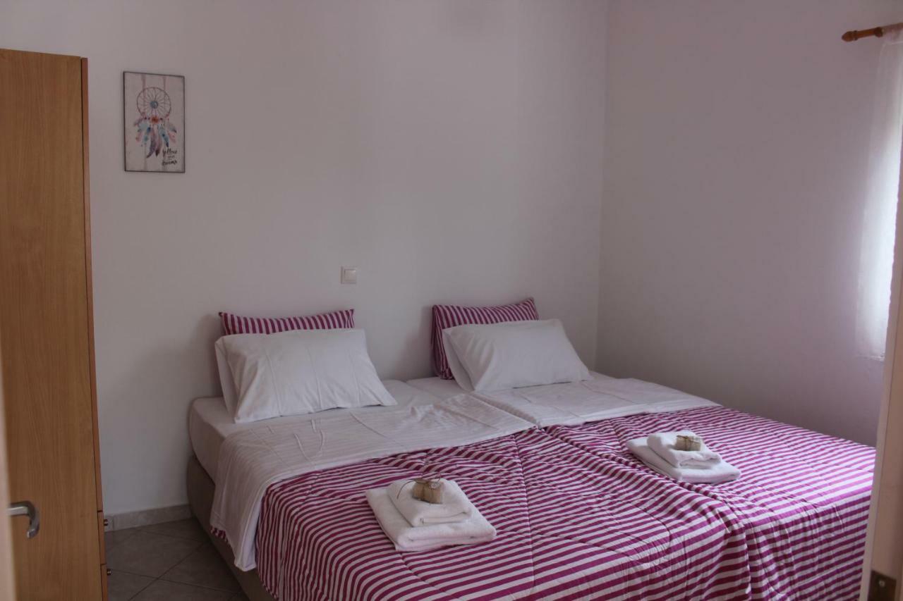 Aaron Studios Apartments Agia Fotia  Eksteriør bilde